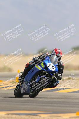 media/Sep-30-2023-SoCal Trackdays (Sat) [[636657bffb]]/Turn 15 (1120am)/